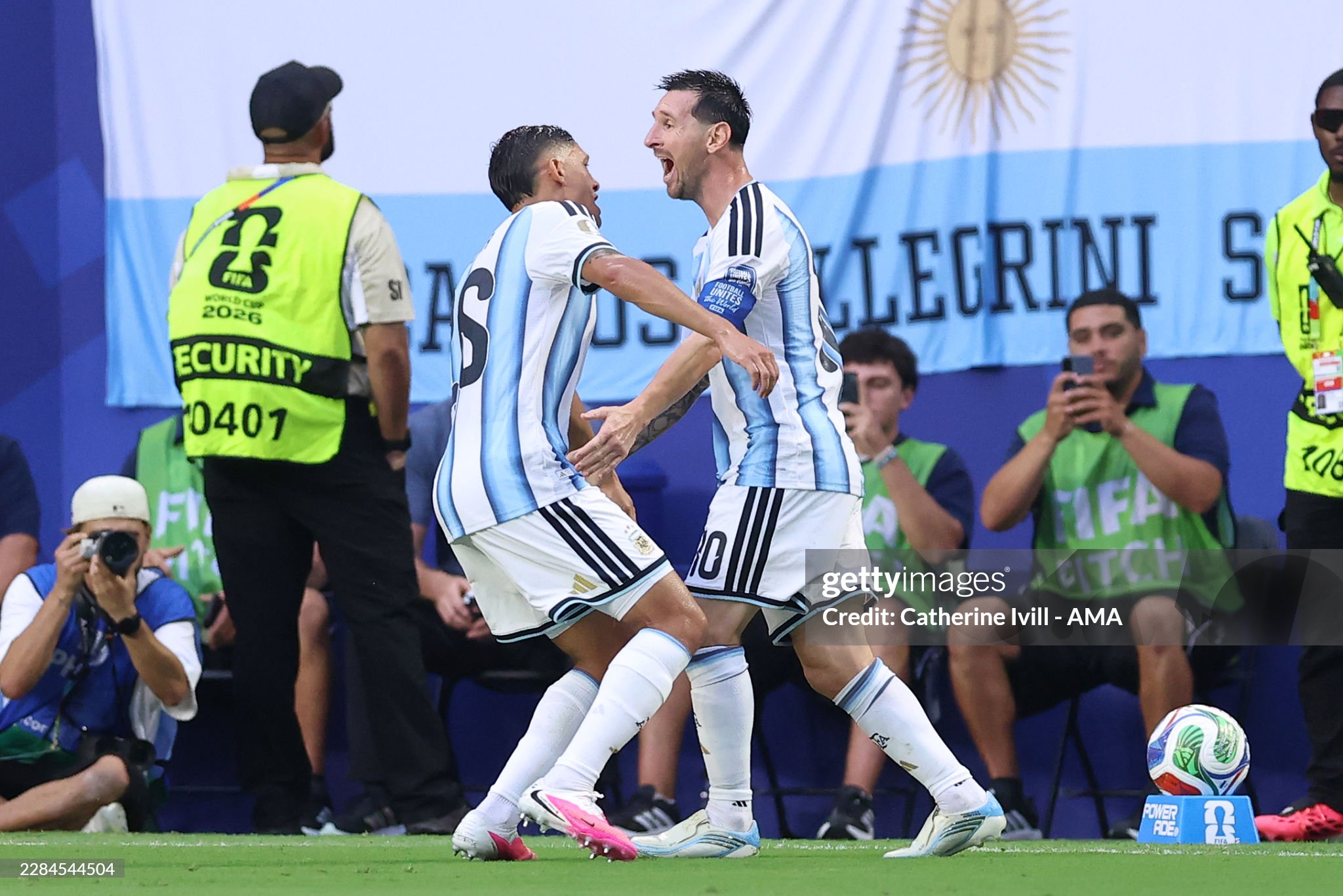 gettyimages 2284544504 2048x2048 gettyimages 2284544504 2048x2048