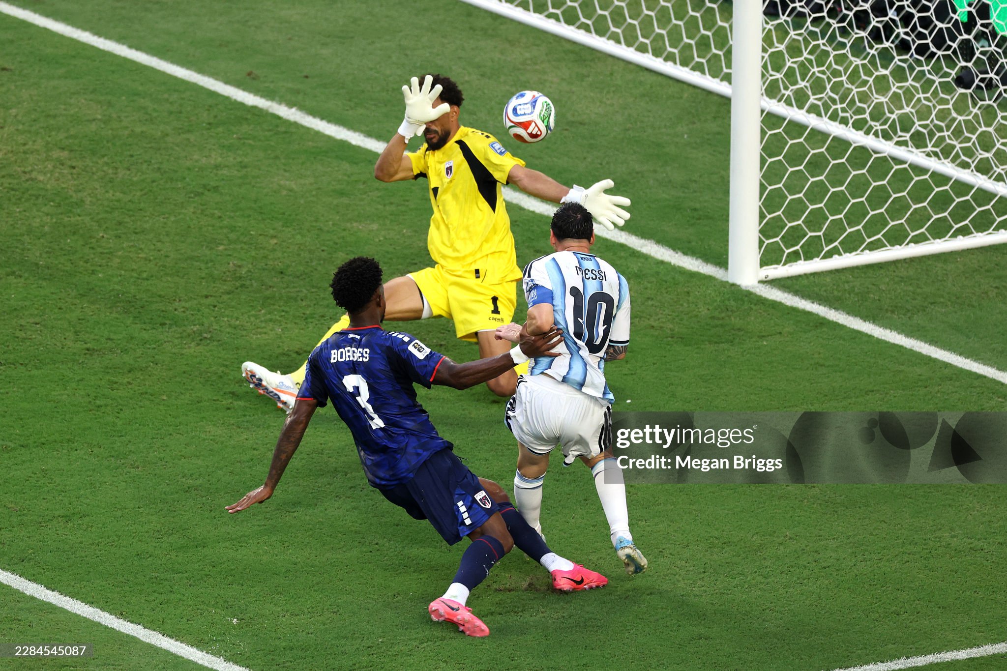 gettyimages 2284545087 2048x2048 gettyimages 2284545087 2048x2048