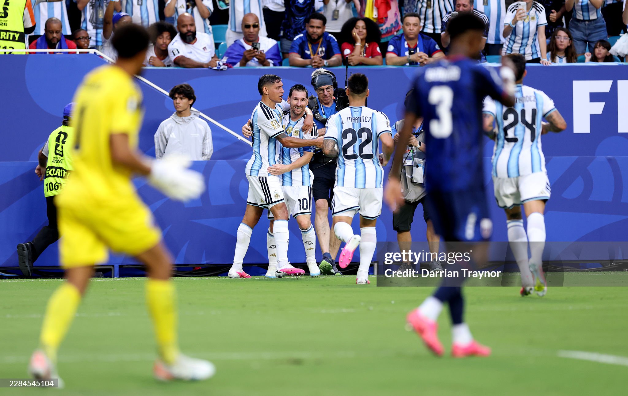 gettyimages 2284545104 2048x2048 gettyimages 2284545104 2048x2048