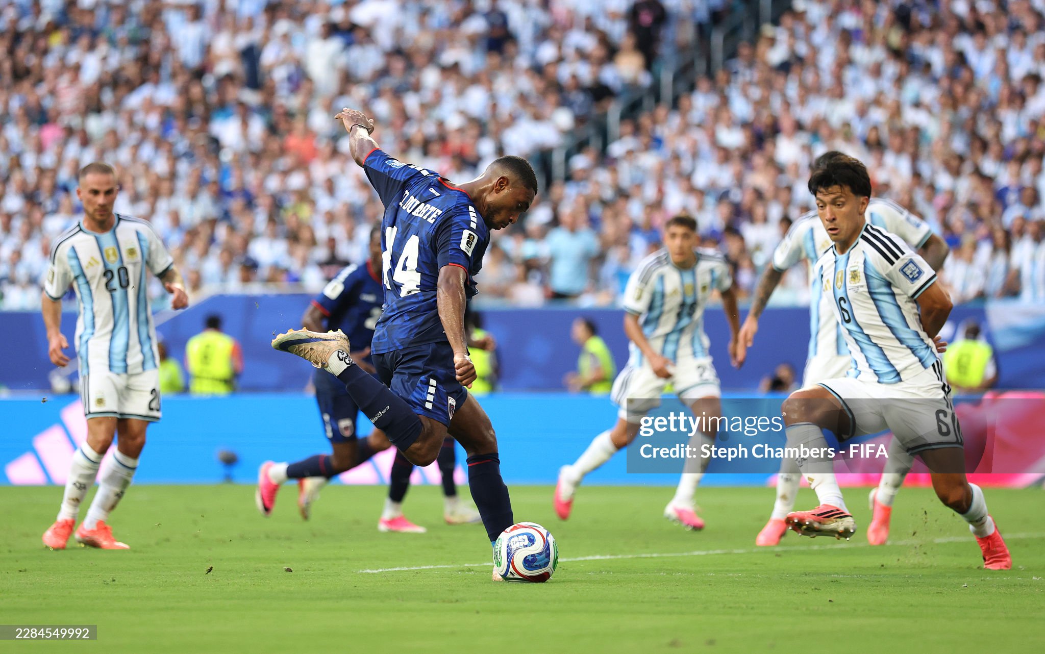 gettyimages 2284549992 2048x2048