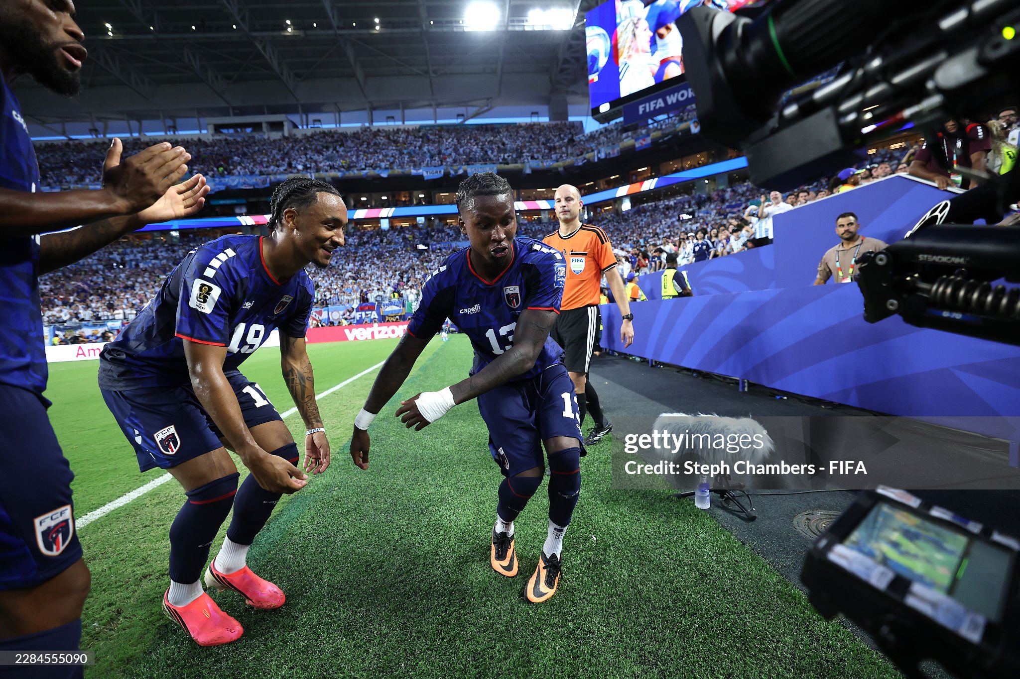 gettyimages 2284555090 2048x2048