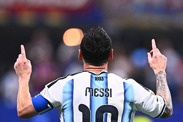 Thiên tài: Messi lập kỷ tục kiến tạo vô tiền khoáng hậu, ghi bàn 5 trận liên tiếp ở World Cup 