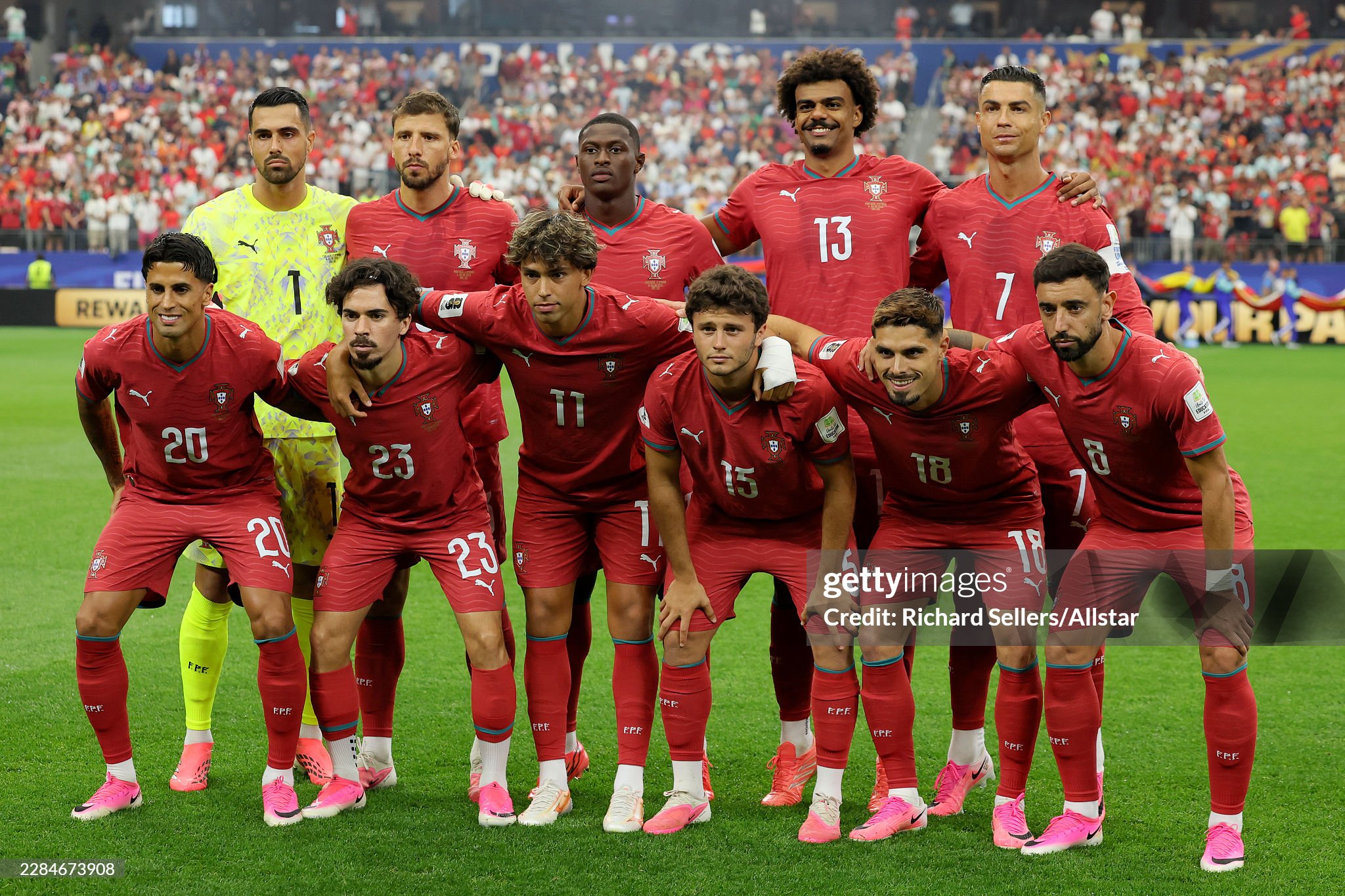 gettyimages 2284673908 2048x2048