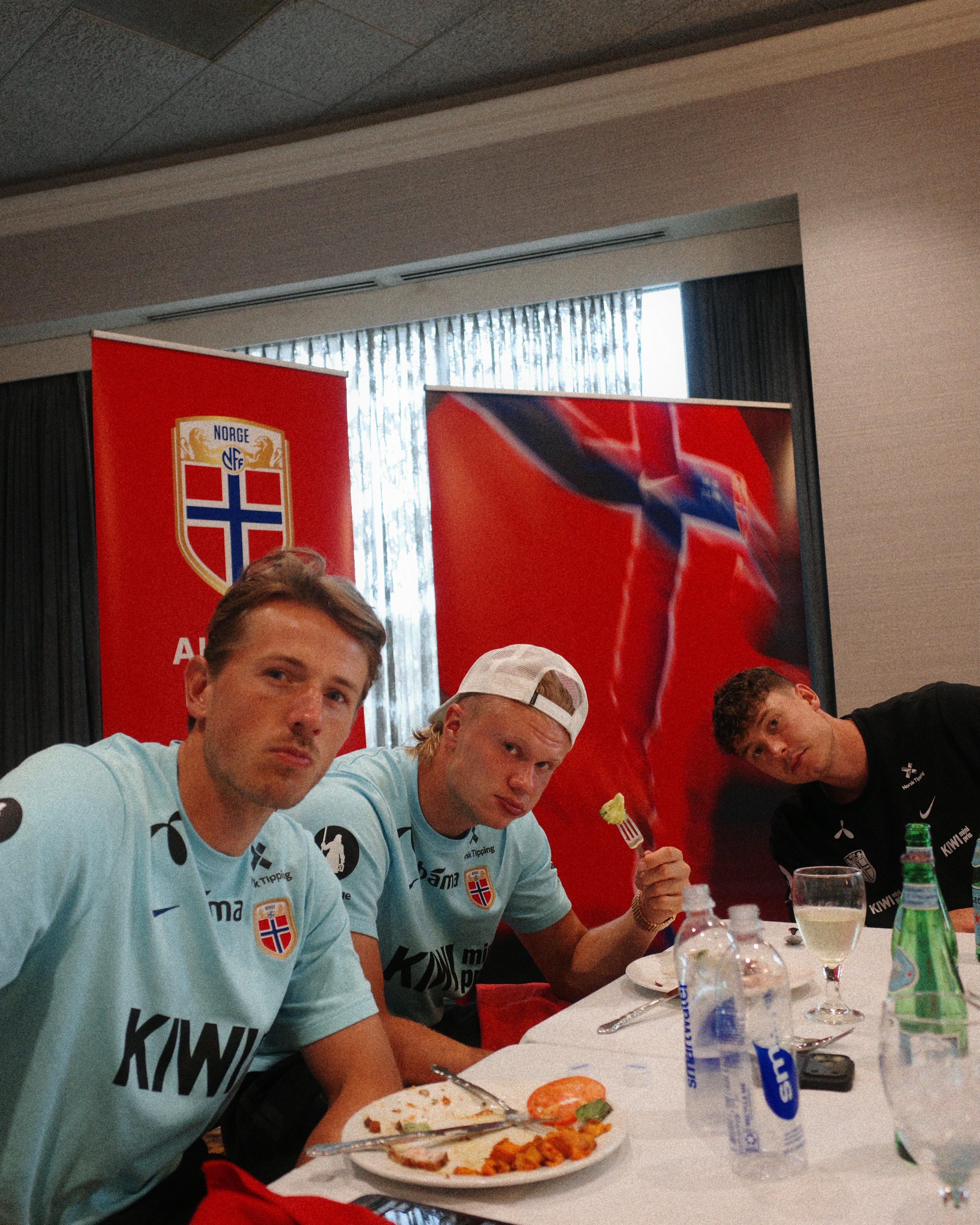 photo by erling braut haaland on june 27 2026 may be an image of text that says norge a na kiw