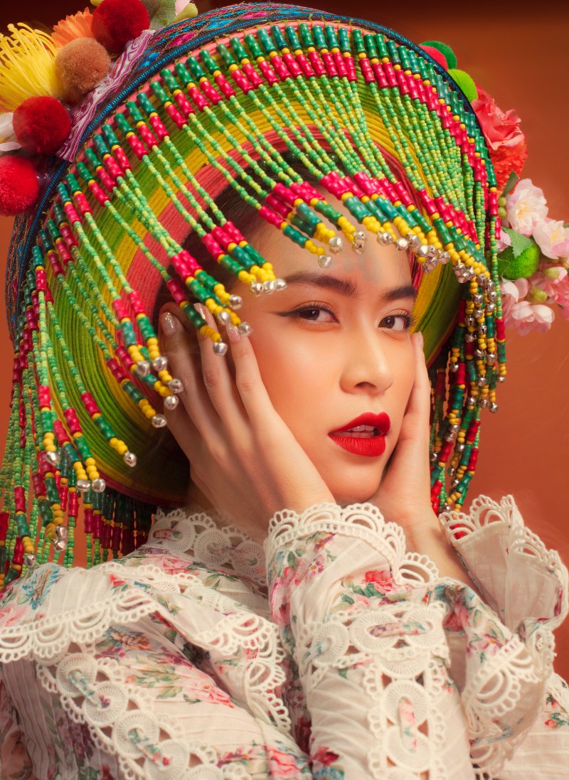 hoang thuy linh album balmain salvatore ferragamo zimmermann deponline 03 20191010