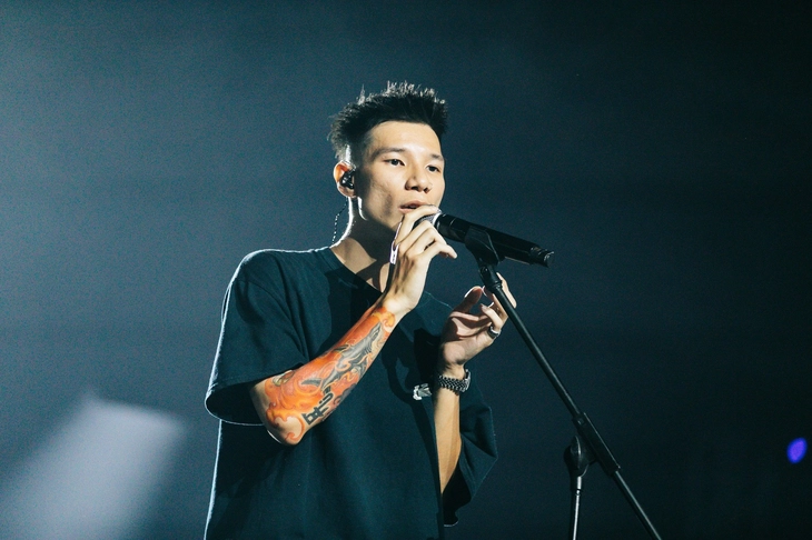 rapper mck 1785404103159133896021