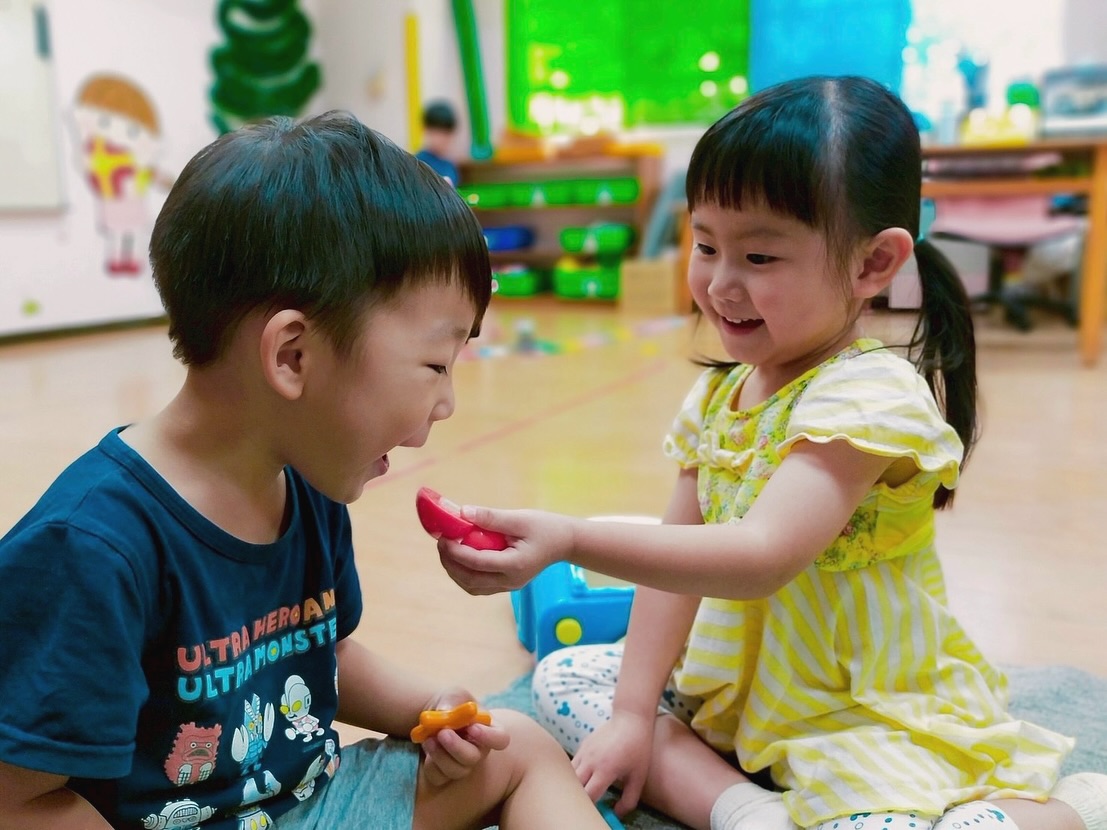 childrenworldk497708842180424755176234233808645126016114208n