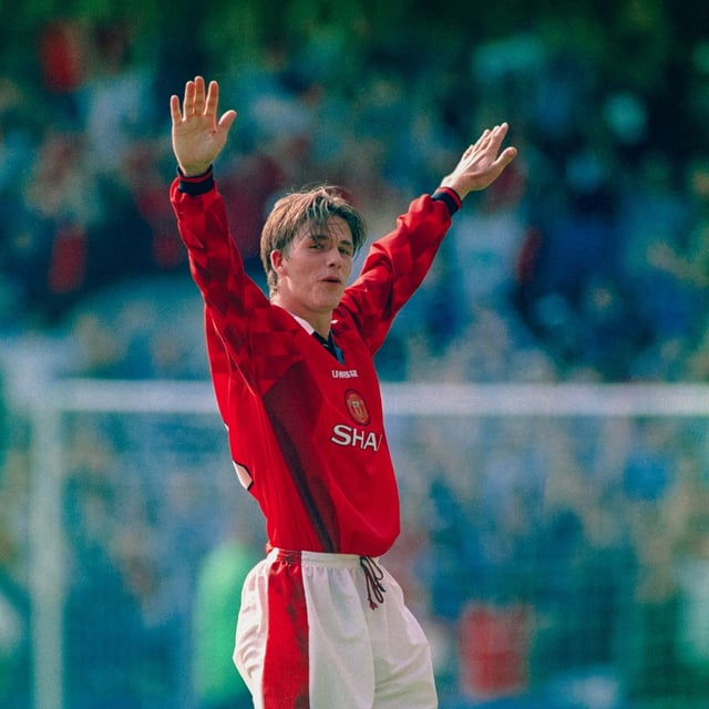 david beckham made his debut for manchester united 32 years v0 zbxrdf4k4jqd1 1789653294638704076165