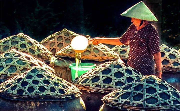 thung nuoc mam phu quoc leu