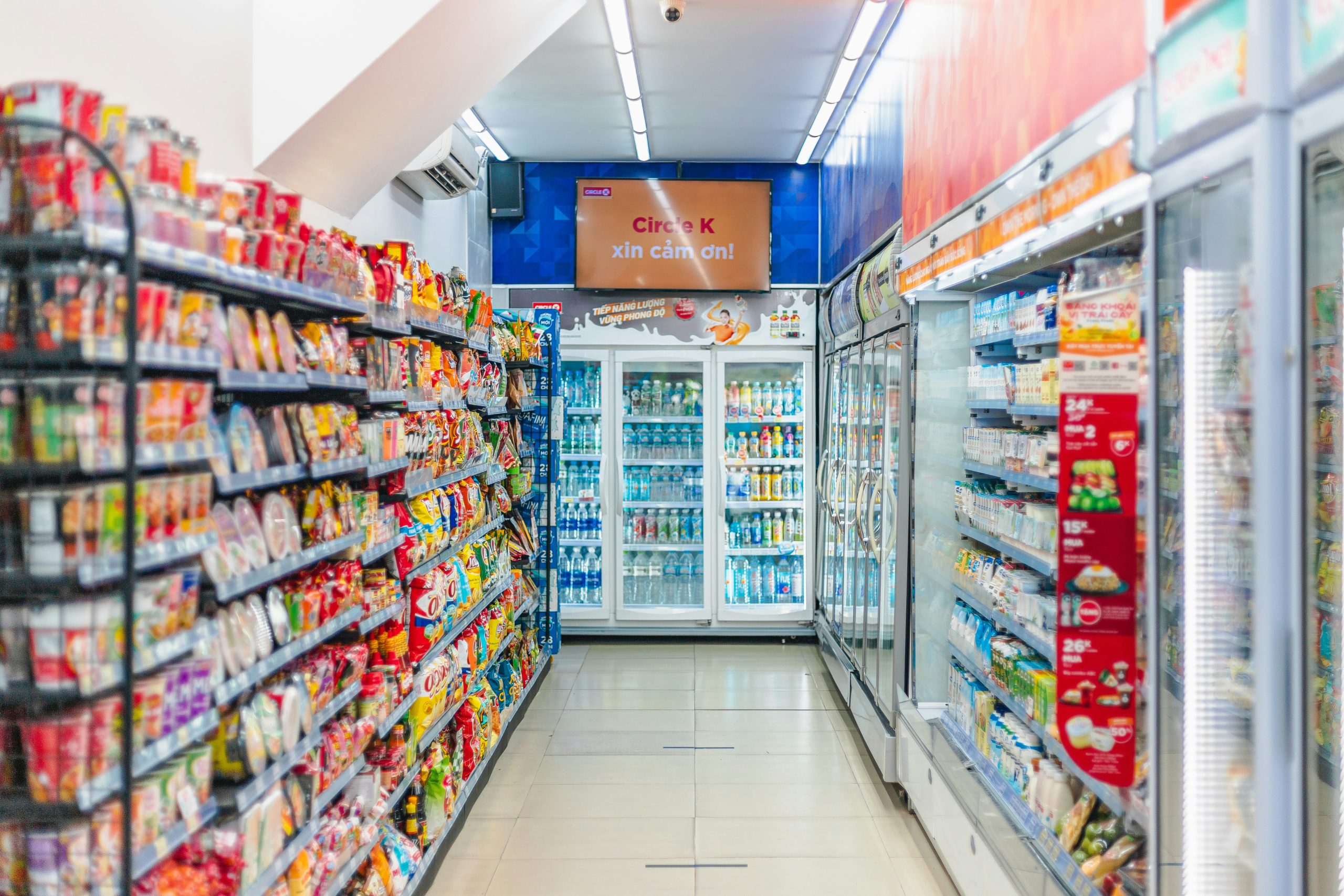 convenience store vietnam 1 scaled
