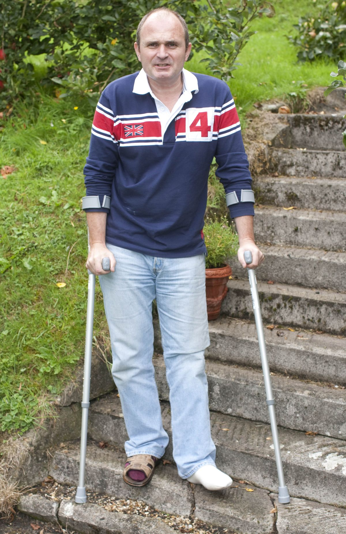 1major charles ingram at home where he cut off 