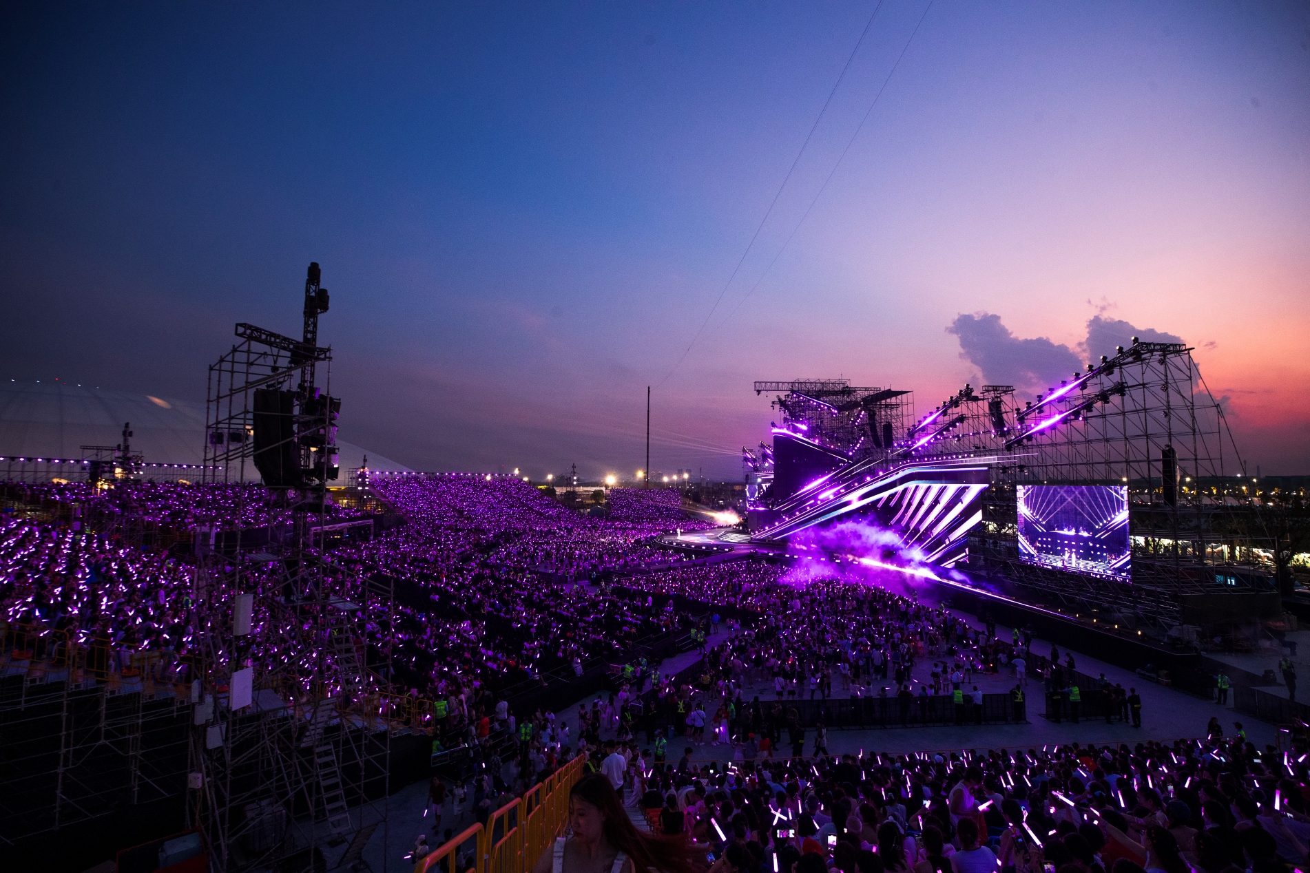 v concert