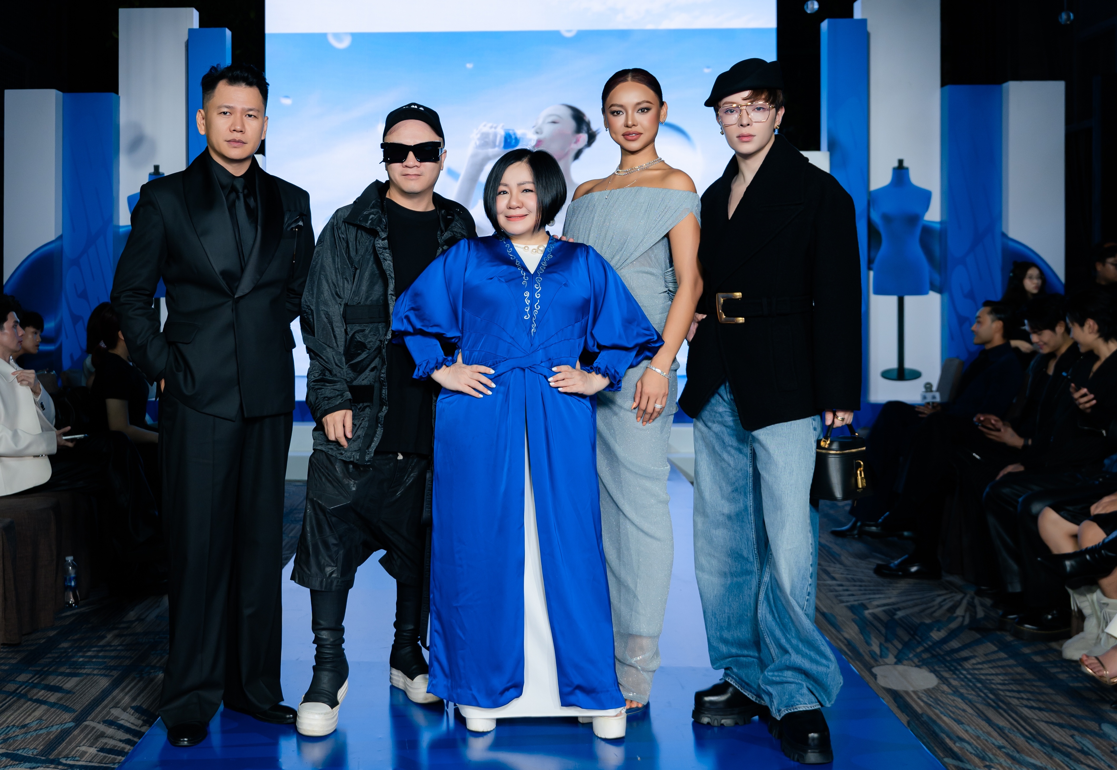 2 madame trang le cung dan bgk quyen luc ntk hoang minh ha ntk do manh cuong a hau mai ngo stylist kelbin lei tai hop bao aquafina pure fashion 2026
