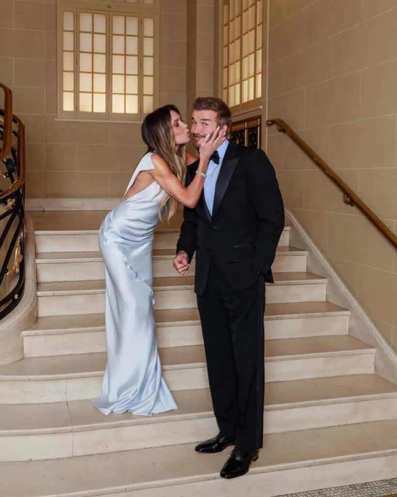 victoria david beckham celebrate 27 1093054971 1792830238660657563126