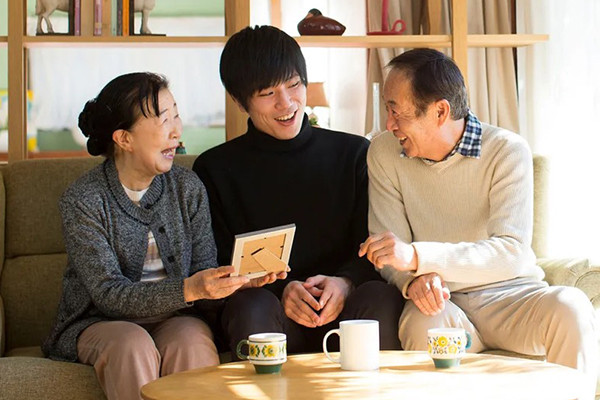 den nha choi ma nghe thay 3 cau nay cach ung xu tot nhat la roi di 815