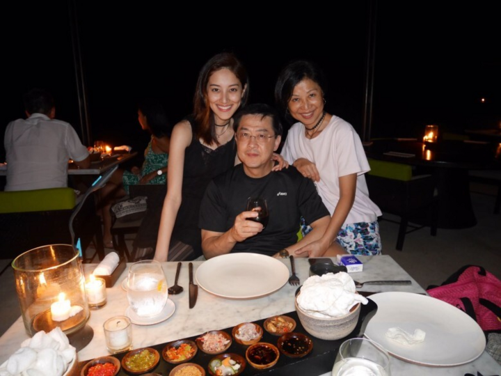 tran khai lam cung cha me 1 14315562