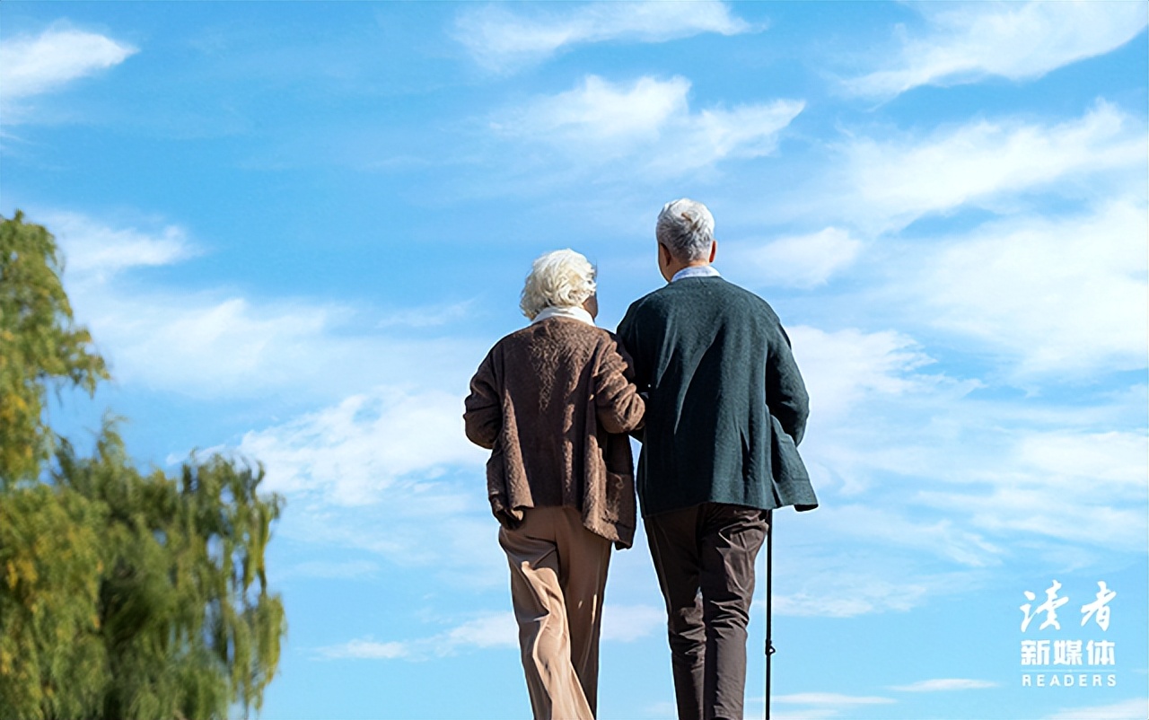 62f764ea6f15442d96a19eb7c652cd6dtplv tt origin webgif