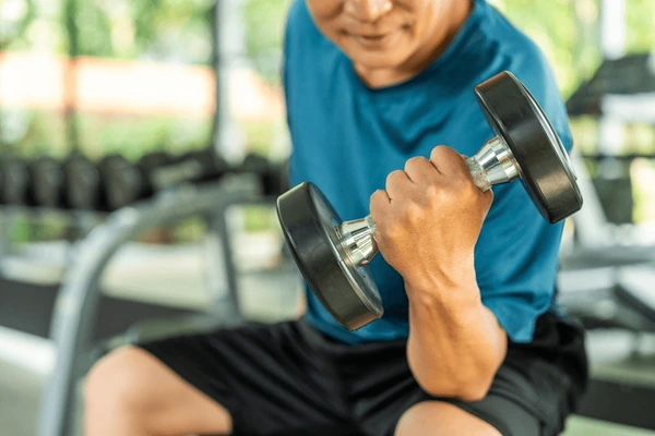 old man weight training wearing 600nw 2469250471