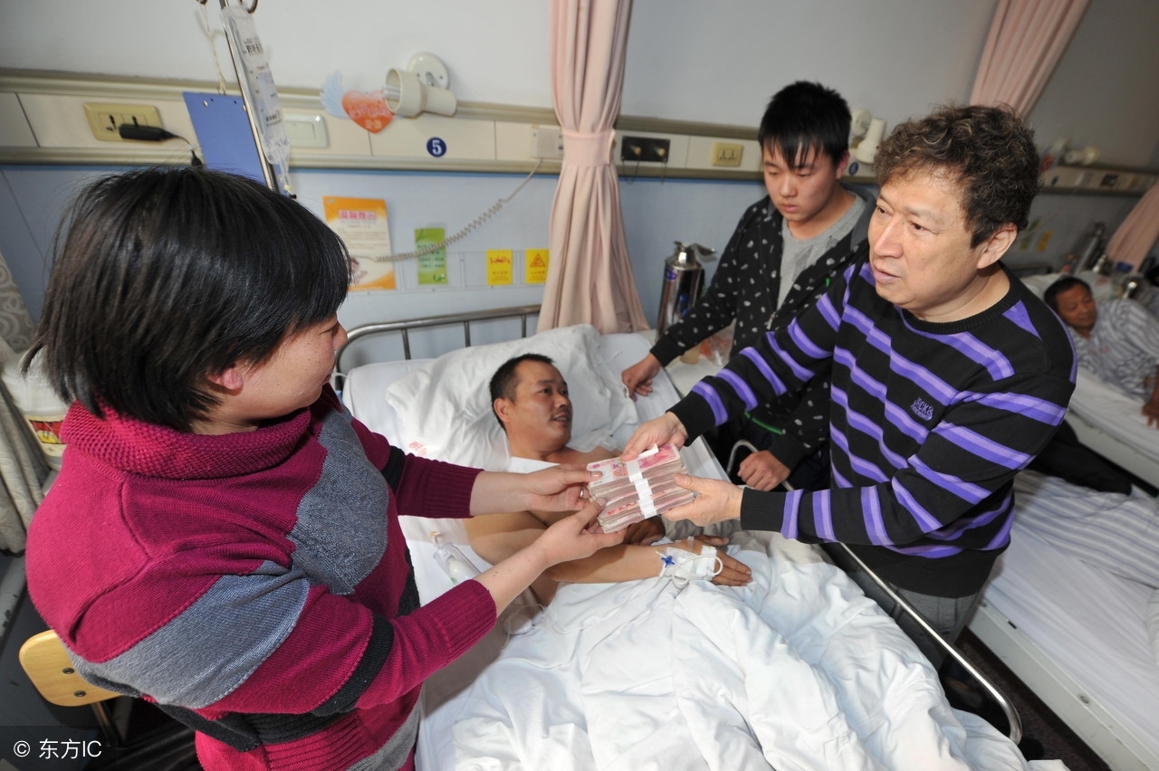 Thừa kế 99.000 tỷ đồng từ vợ đại gia hơn 38 tuổi, người đàn ông hào phóng cho "người dưng": Cuối đời nhiều tiền nhưng chẳng thể tiêu- Ảnh 4. Thừa kế 99.000 tỷ đồng từ vợ đại gia hơn 38 tuổi, người đàn ông hào phóng cho "người dưng": Cuối đời nhiều tiền nhưng chẳng thể tiêu- Ảnh 4.