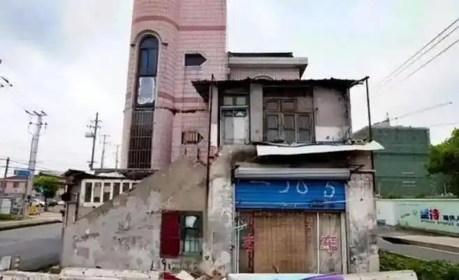 51d704df f892 4611 bcb2 d1315a67c61e