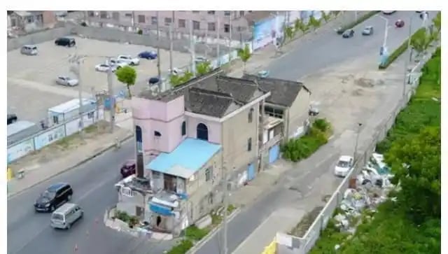 8d8129f8 bcdd 4bc9 8dd0 ed42db7ae6781