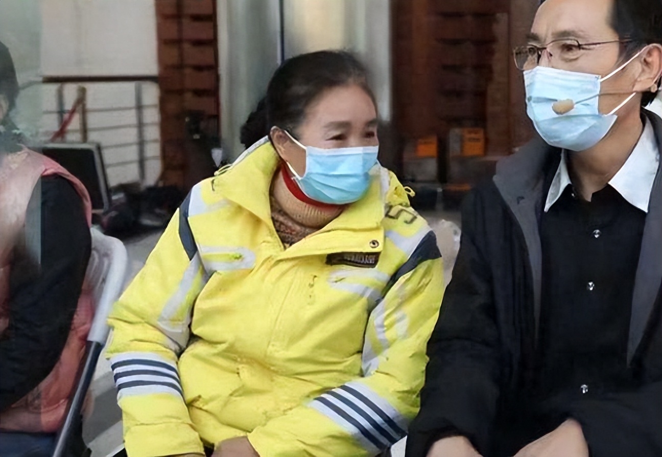 8d9469a8c7727f4a74f80849c19f39bb