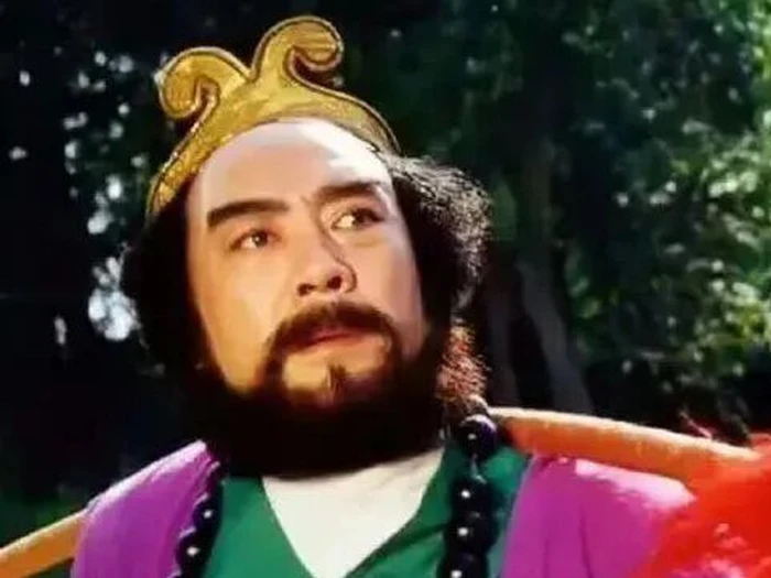 f5f6ab0128 17625199771531170098612 49 0 410 690 crop 1762520073042300089427