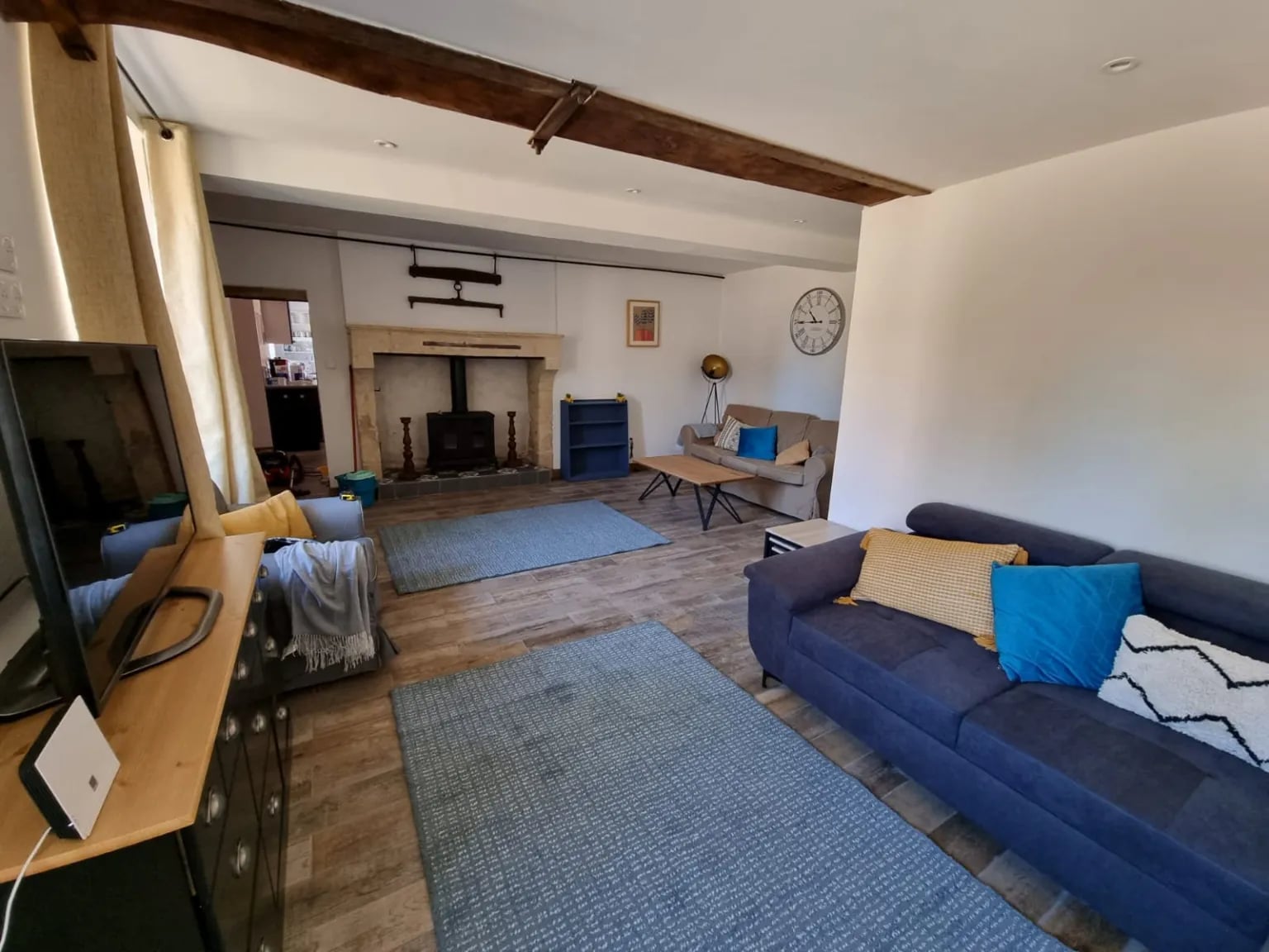 fbbc517e 2de4 4272 bf45 a11bf3f6949b