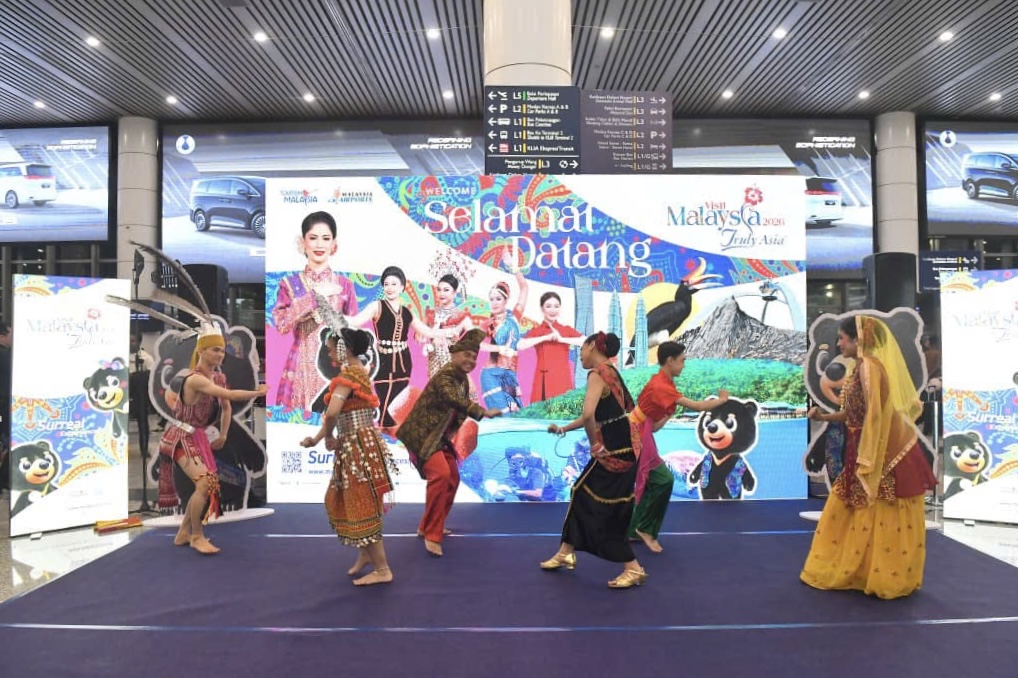 welcoming reception at malaysia 1