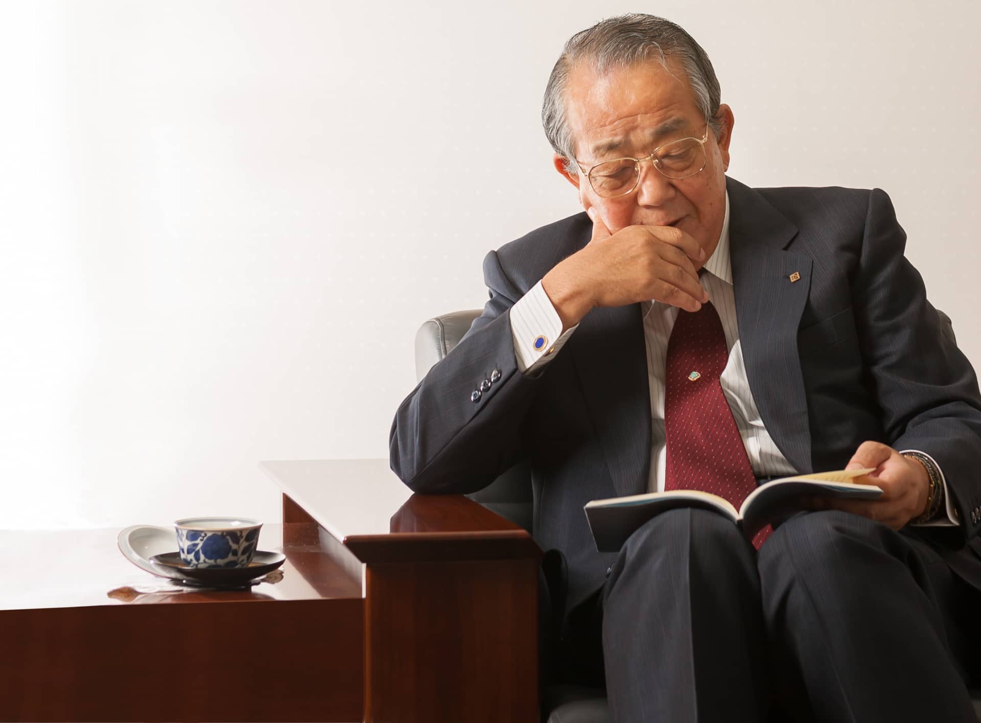 ty phu nhat ban kazuo inamori 3