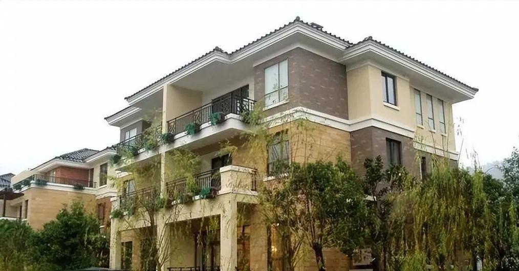 v2 efd846f6ca3711cd3246c8313f7d9e901440w