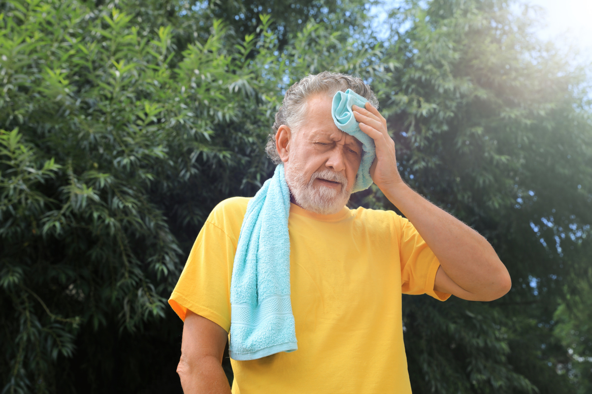 casas senior assisted living blog 01 may 2023 hot weather safety for senior citizens who plan to travel this summer