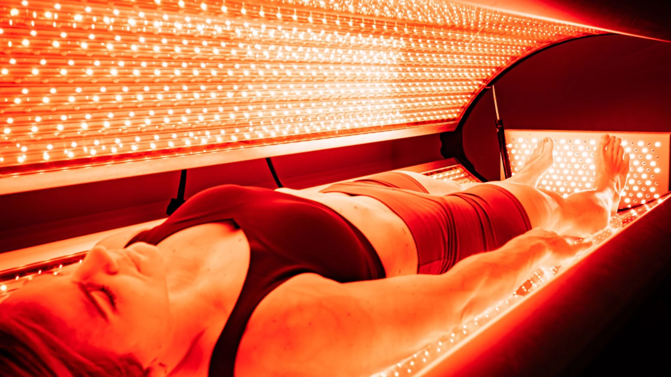 integrating red light therapy into your daily life 1