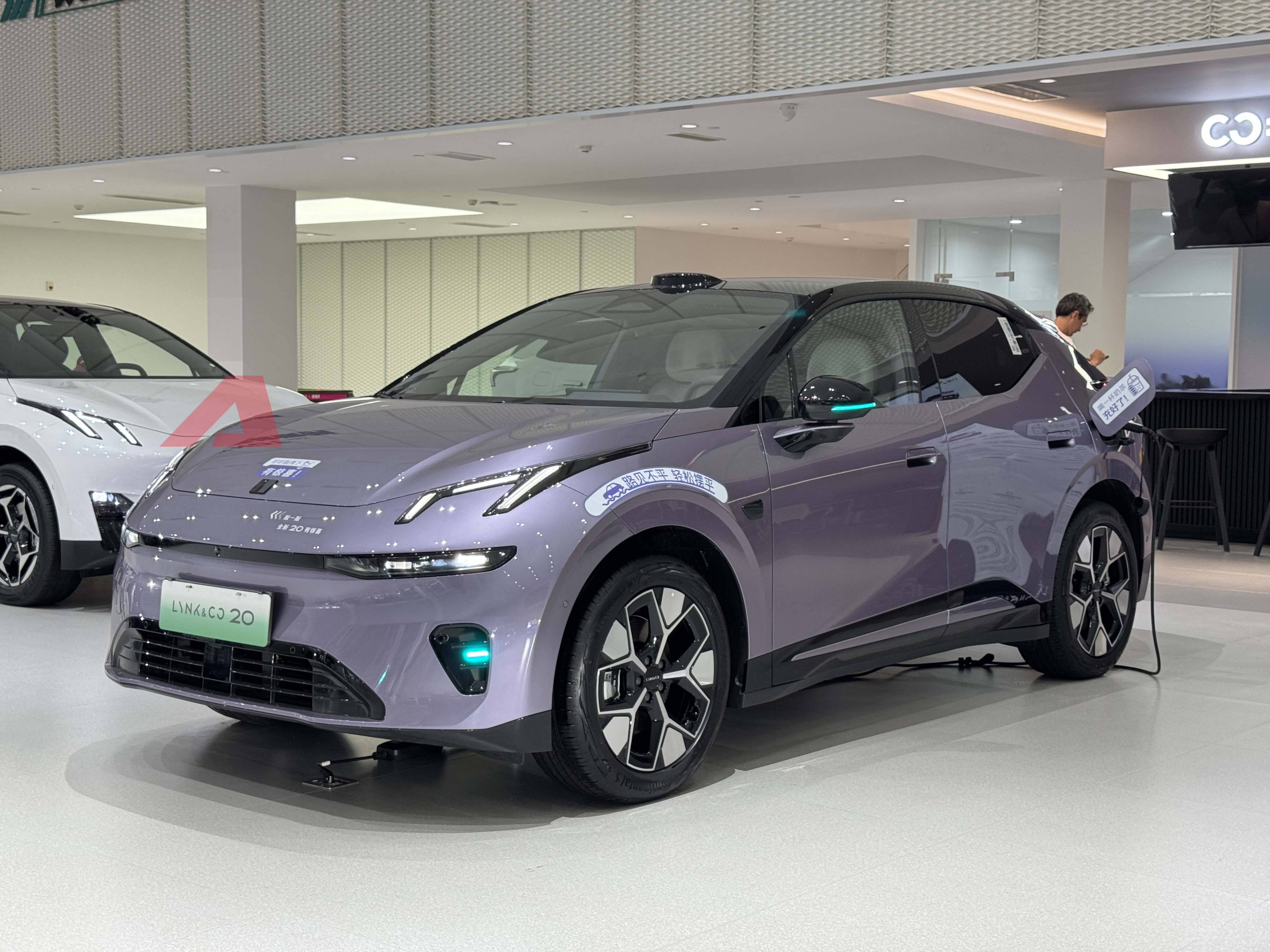 lynk co 022989