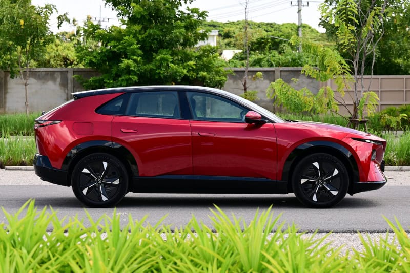 mazda cx 6e ra mat gan viet nam 10