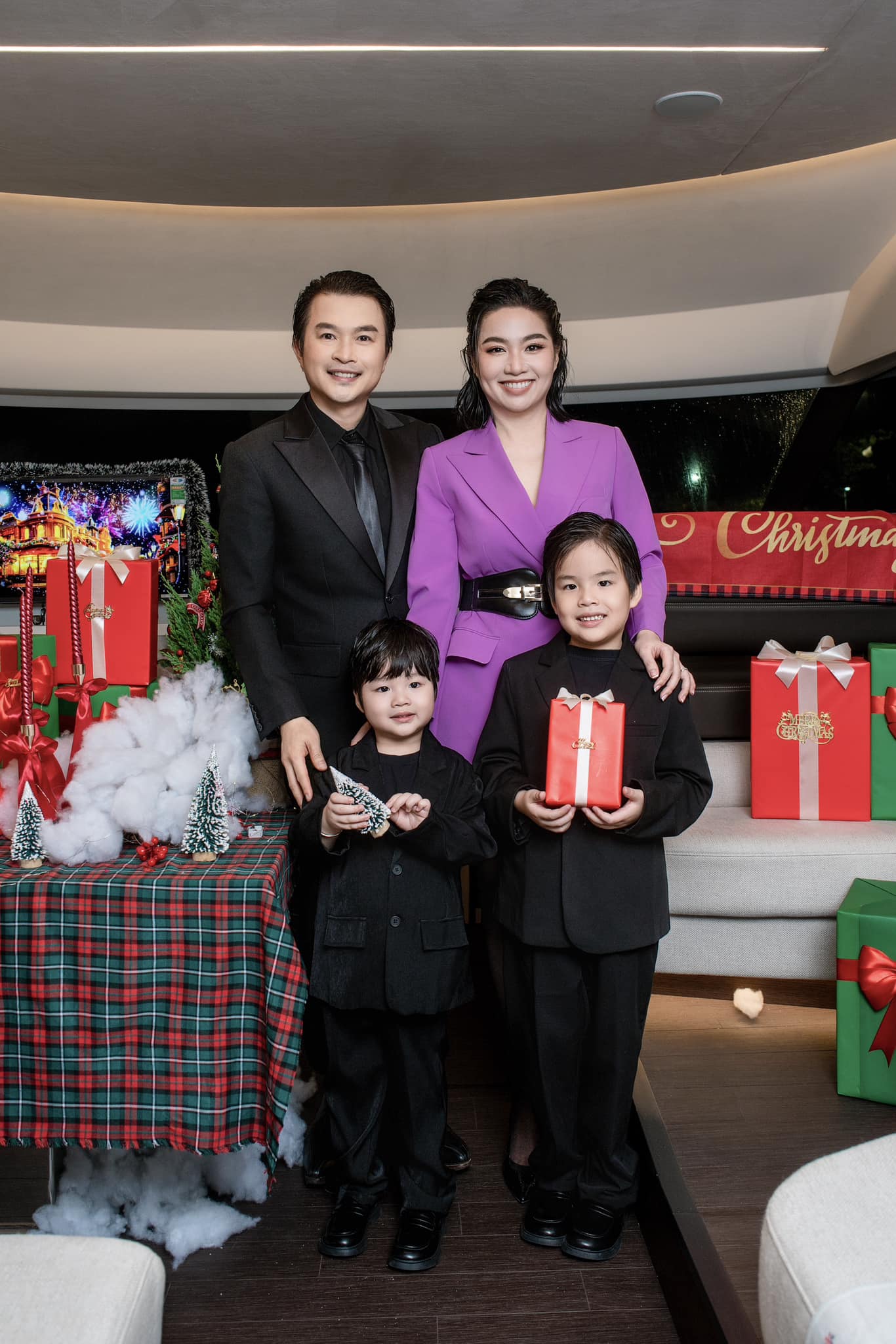 47132356390469203787383778278619684319319355n2