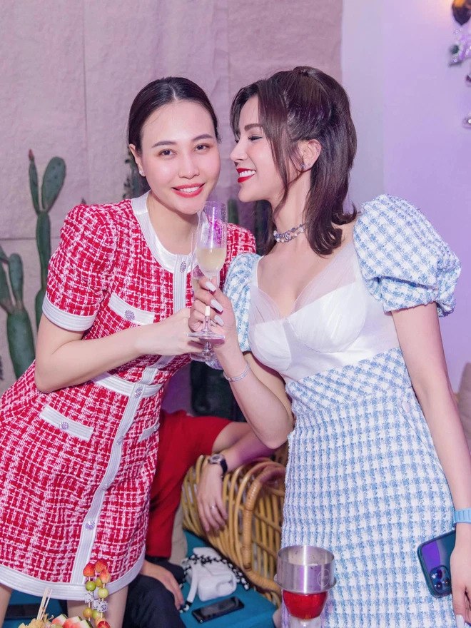n choi nha dam thu trang diep lam anh an dien mat me lan at vo dai gia pho nui photo 1 16089731496551979390546 1645442052 106 width660height880 1737126482501218009021