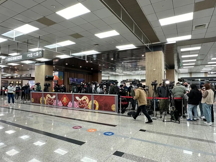 0aae5ae25eda36012873a4b2570be9c7