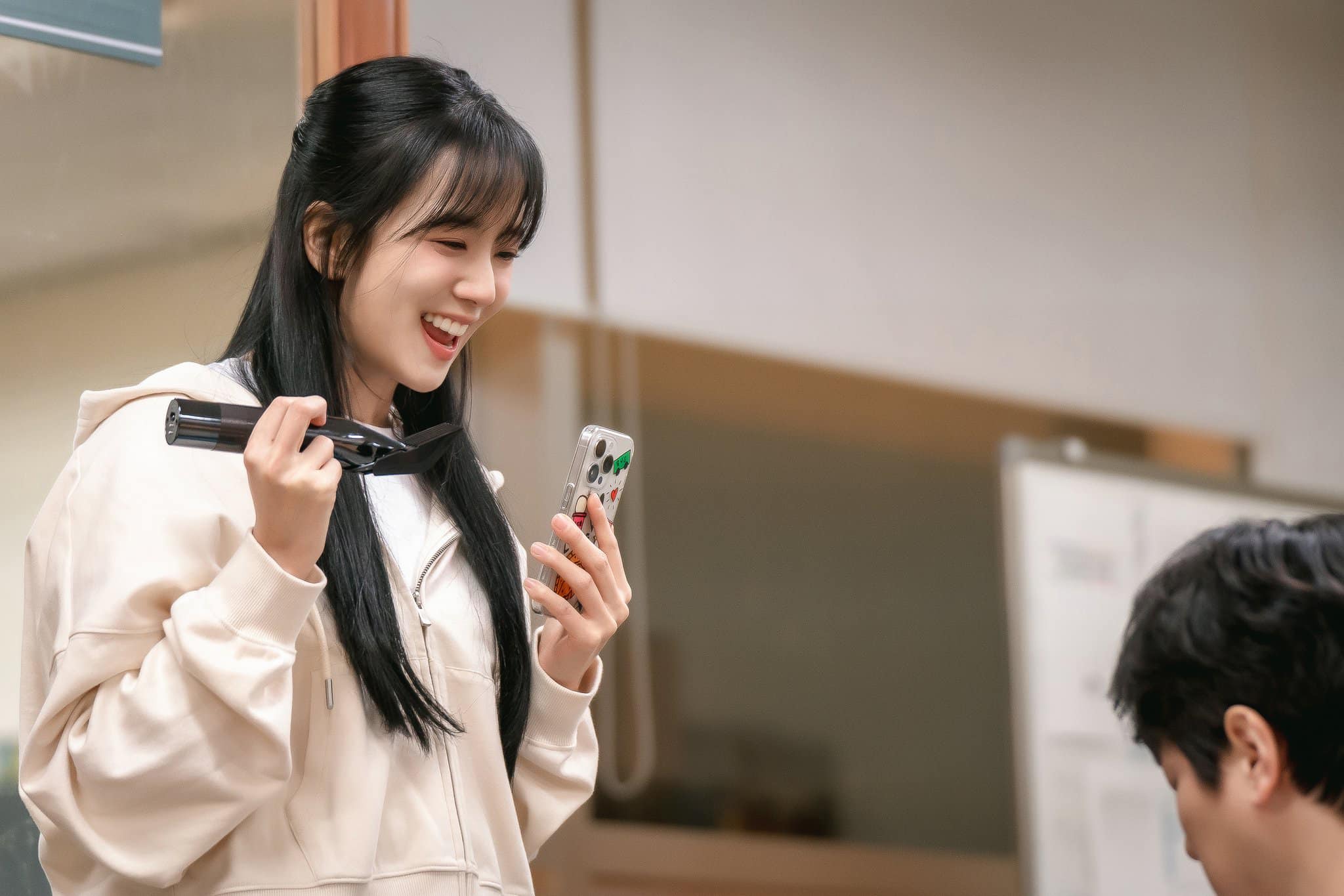 46989572010984665249858264612102189384842617n