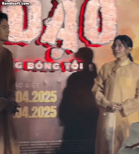 honeycam 2025 03 31 21 38 07