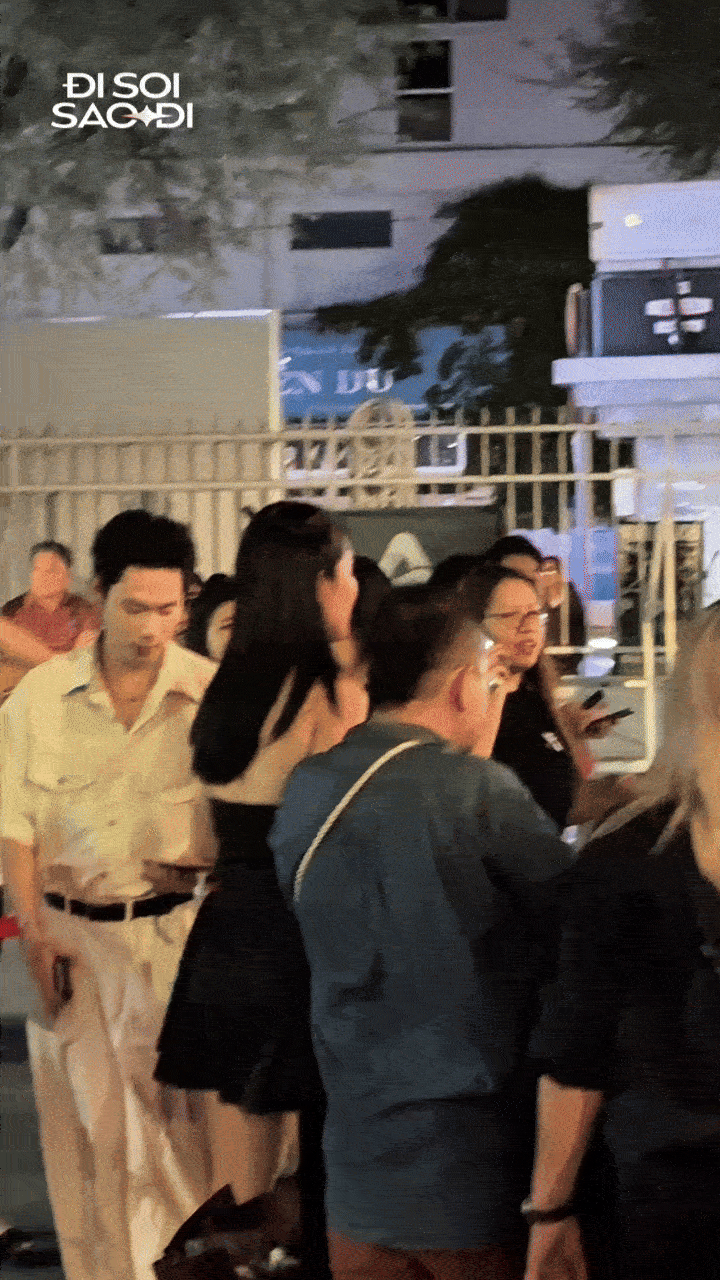 ezgif 11fc6fac5079b4