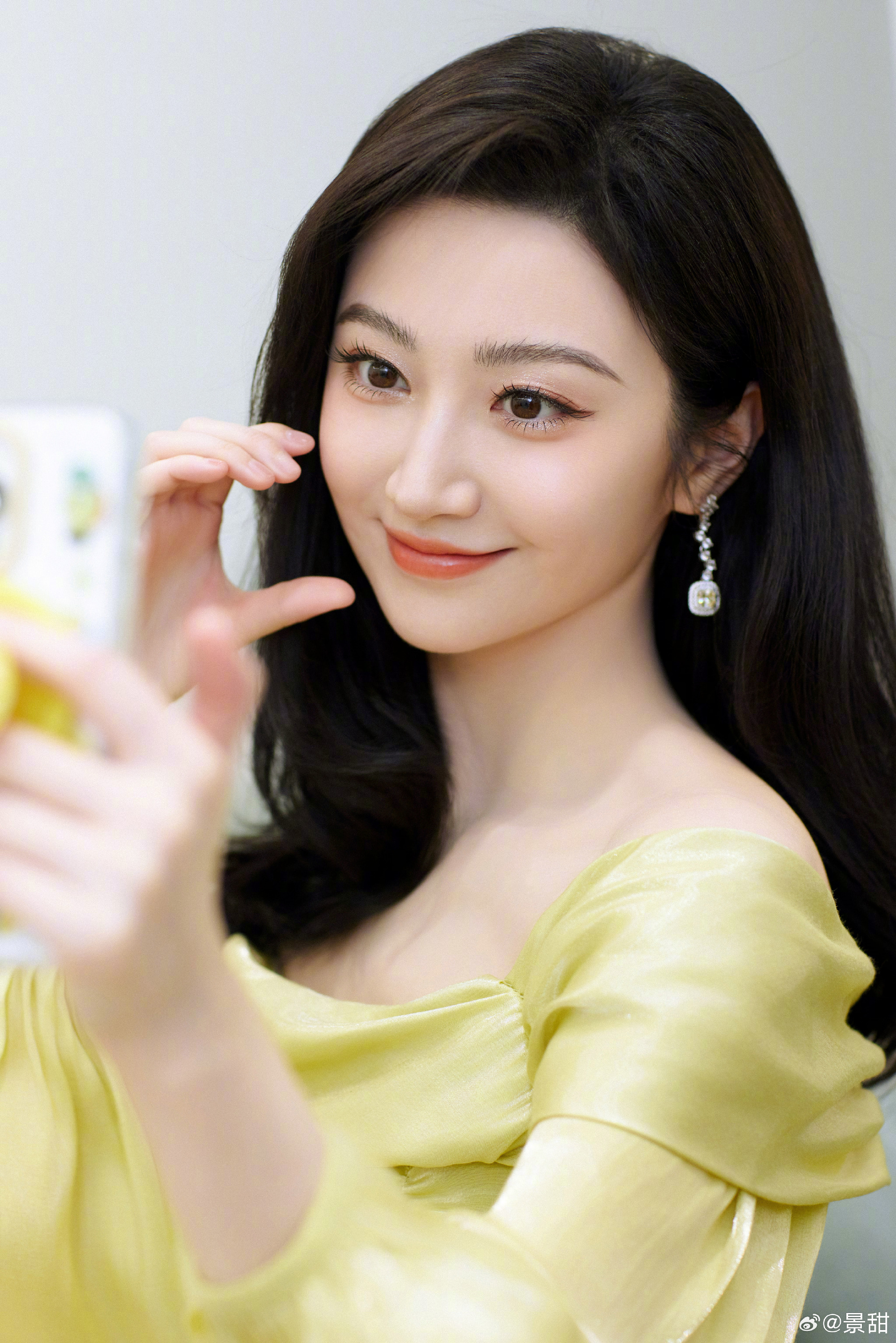 001nyectly1i0iwko3v84j647s6bku1602