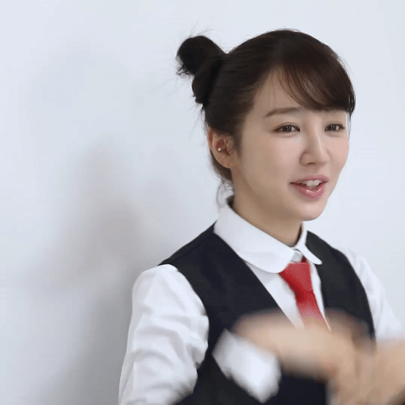 ezgif 46708ec182fd47