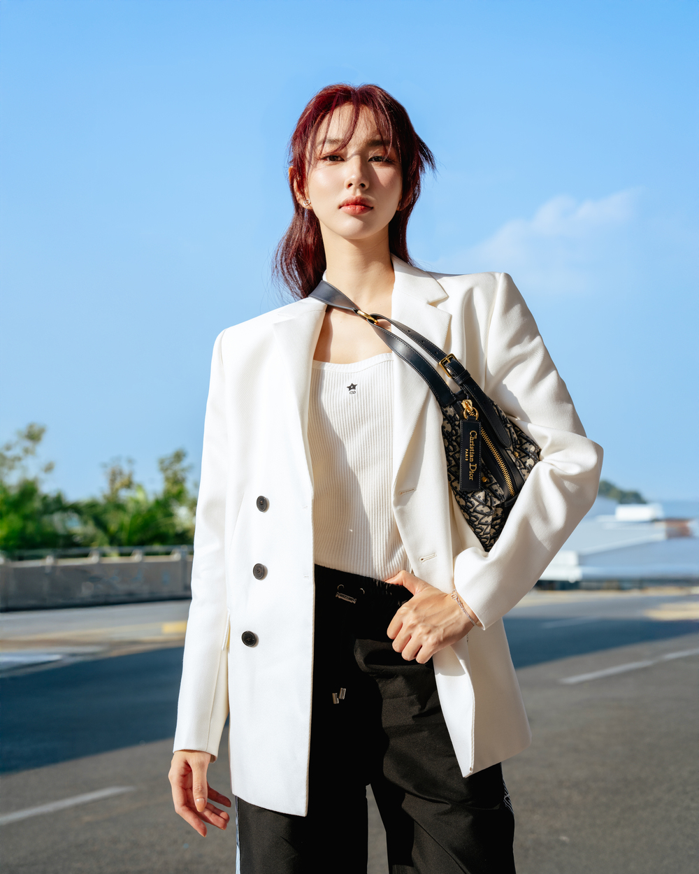 hiu06968 17453345272071097051043