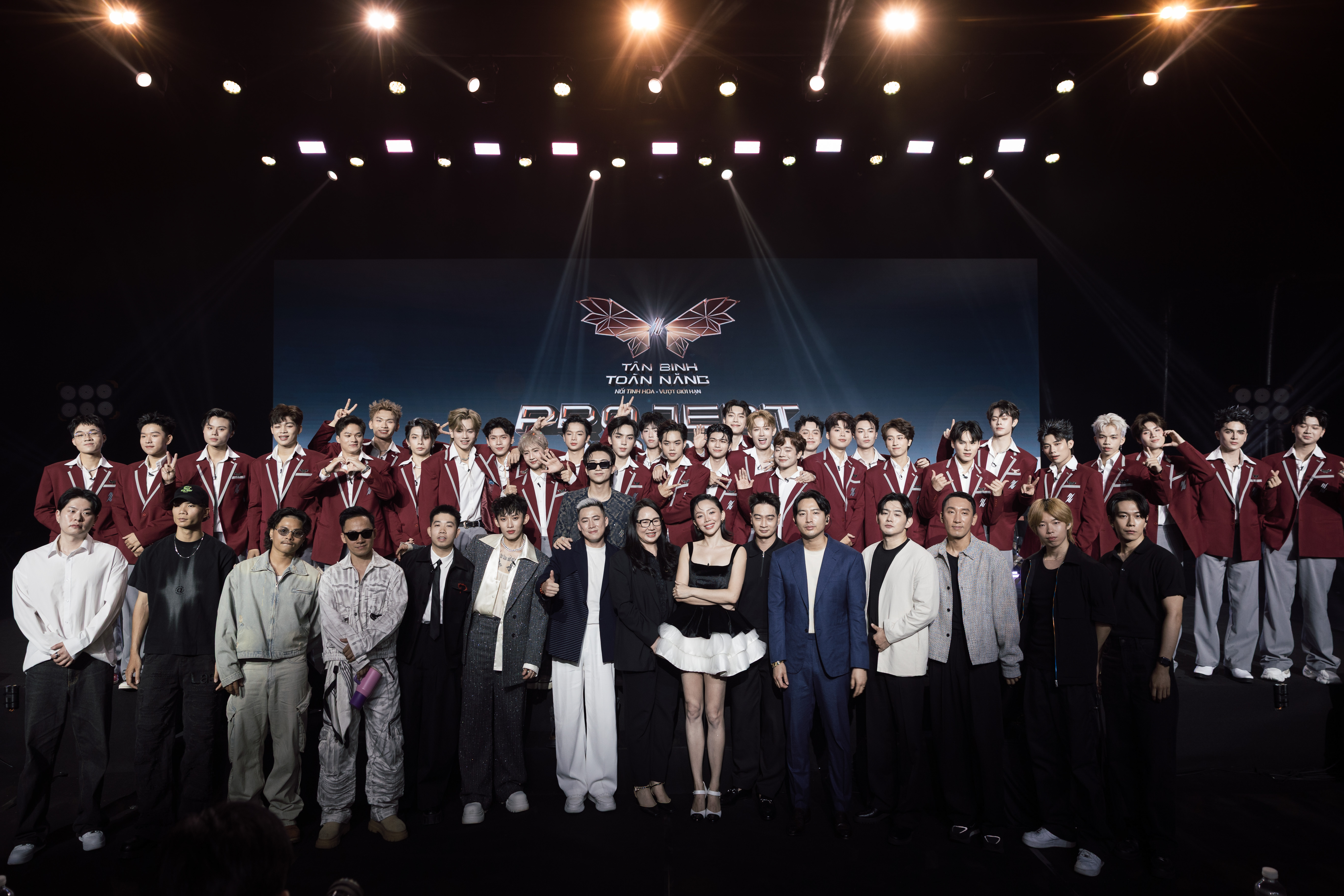 ekip va top 30 tan binh toan nang