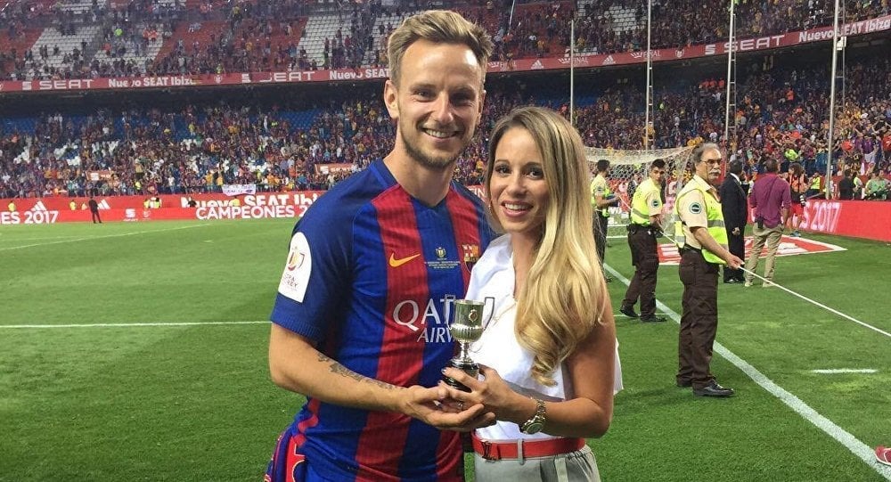 co vo nong bong cua sieu sao tuy