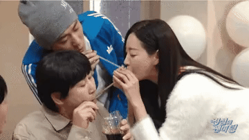 ezgif 7db72e12c0599c