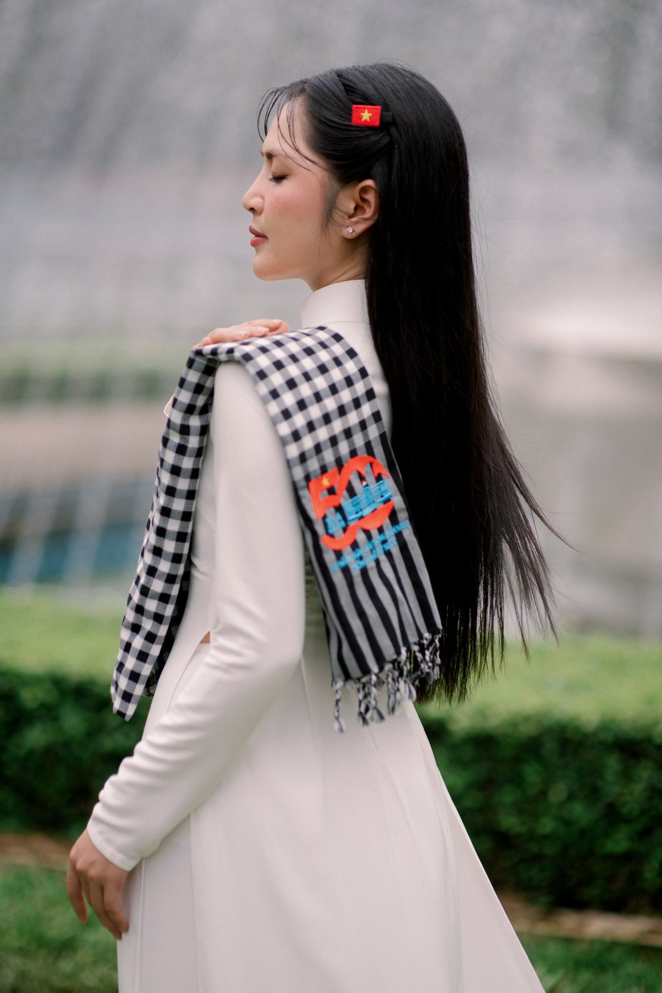 494391202243330771829494607912326033843590345n