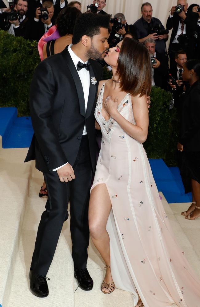 4ea690a952da1d1420c4c94fa347e51c