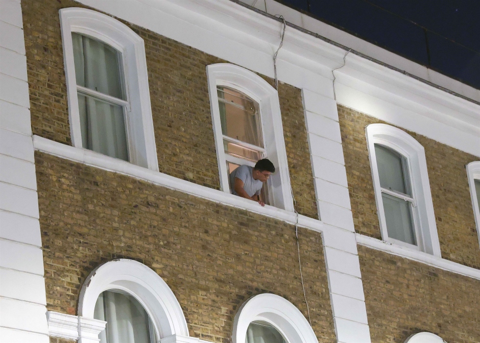 celebrity guests seen leaving da